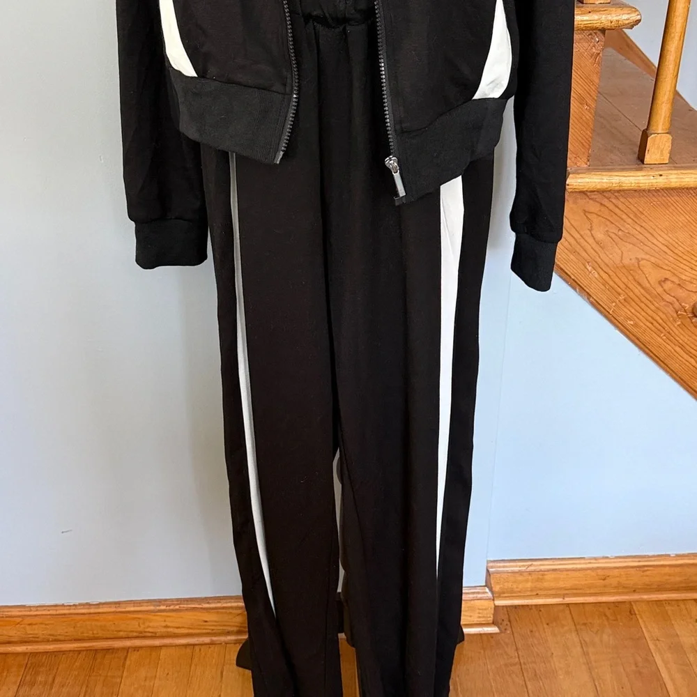 Women's Black and White Track Suit - Picture 4 of 6